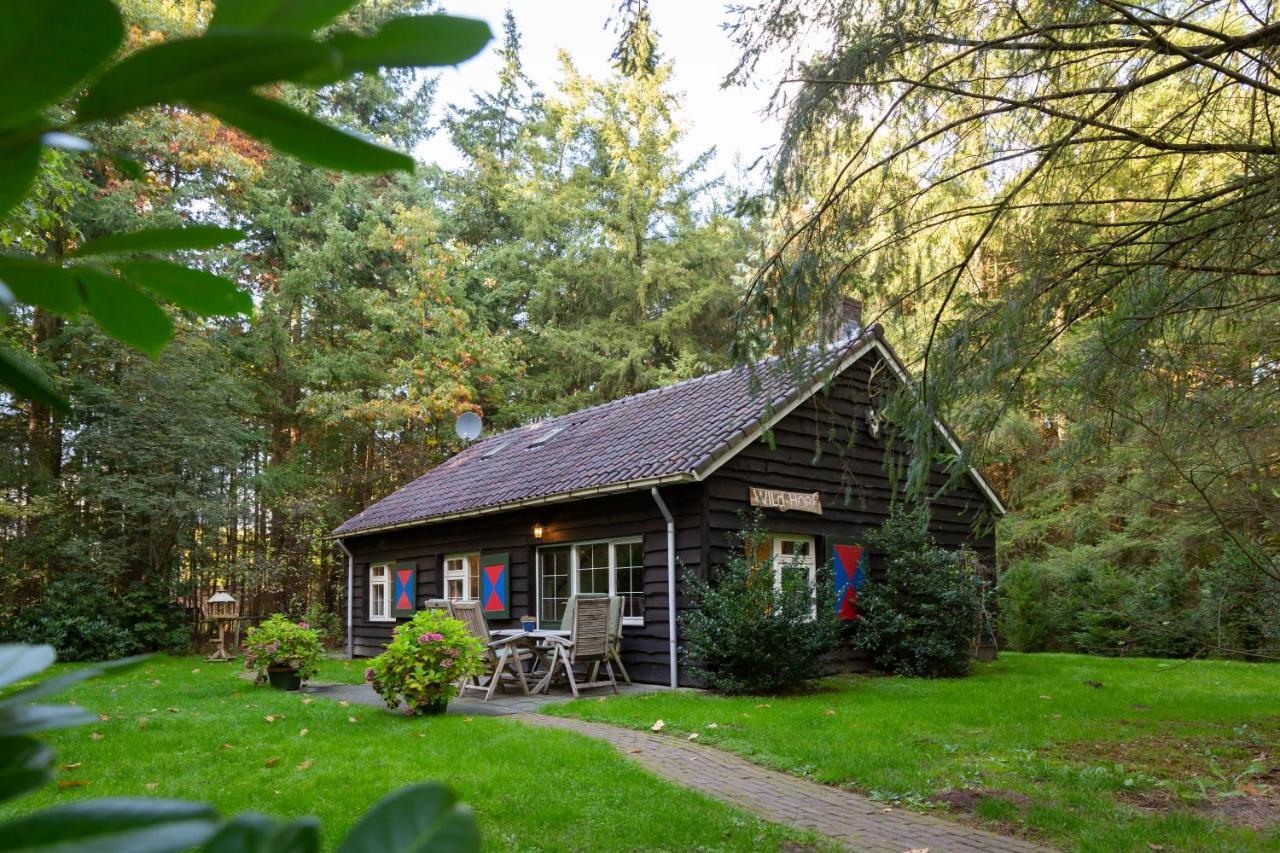 Landgoed Dennenholt - 5 Unique Holiday Homes フィールハウテン エクステリア 写真