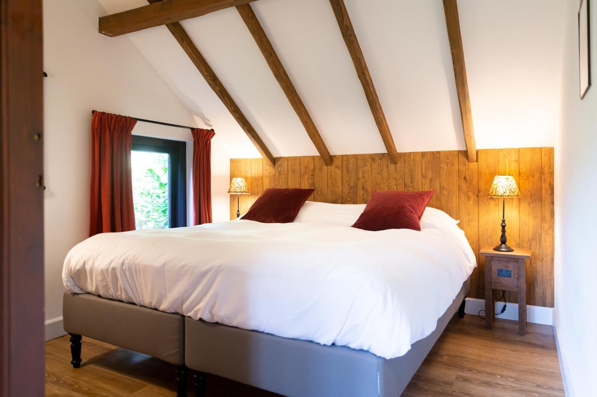 Landgoed Dennenholt - 5 Unique Holiday Homes フィールハウテン 部屋 写真