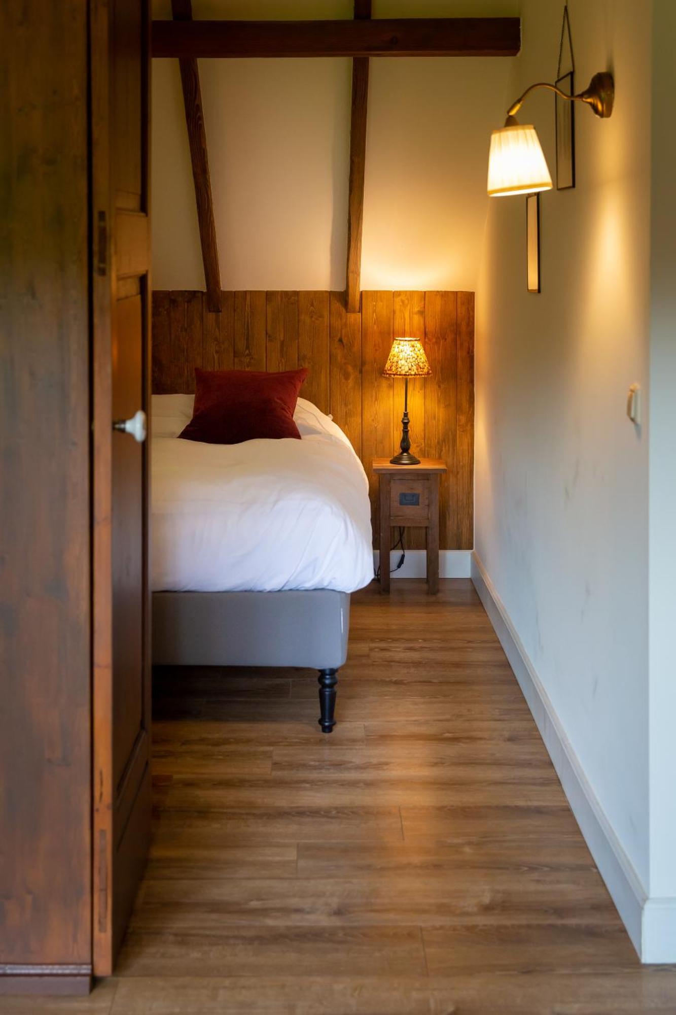 Landgoed Dennenholt - 5 Unique Holiday Homes フィールハウテン 部屋 写真