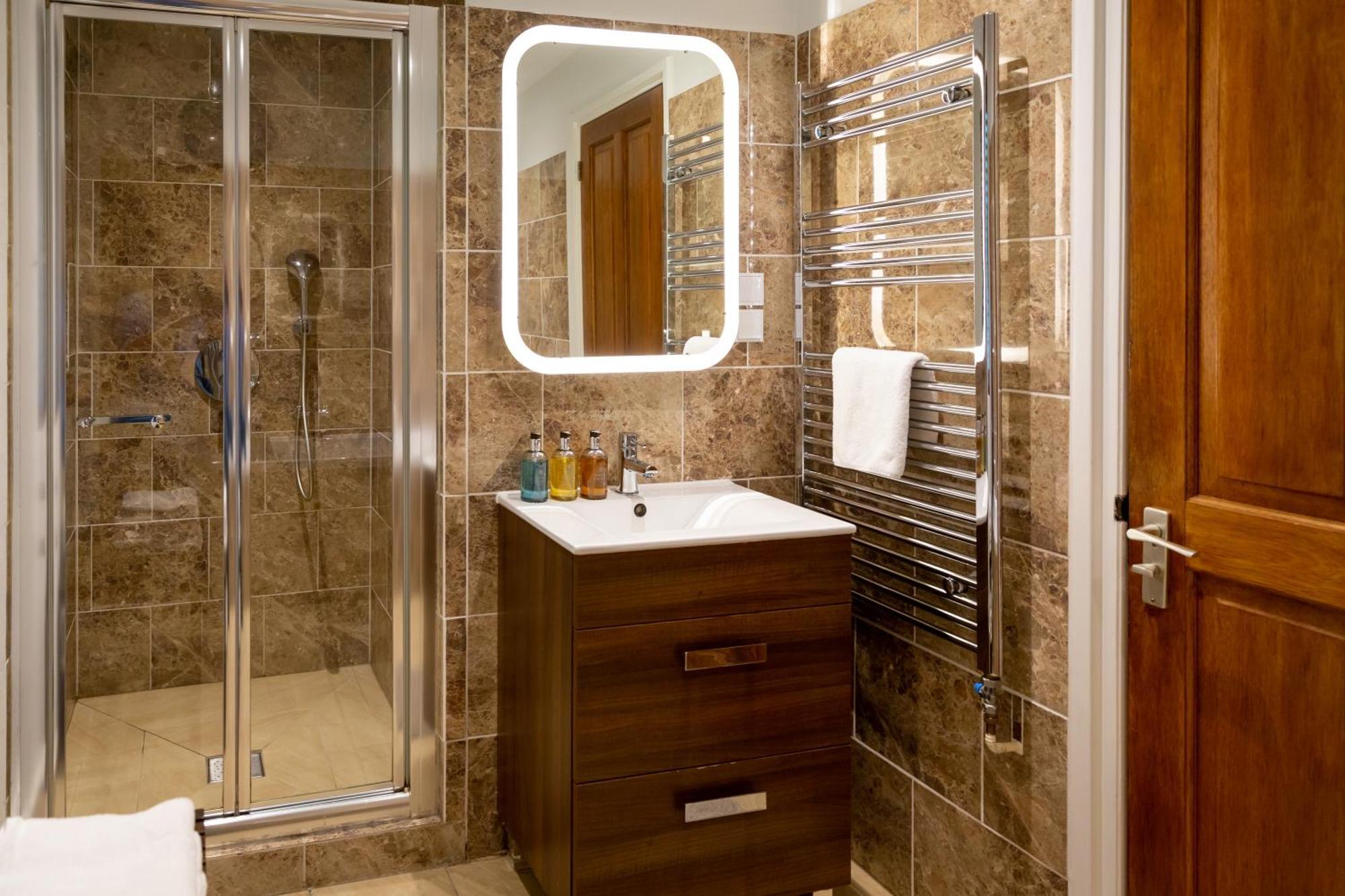 Landgoed Dennenholt - 5 Unique Holiday Homes フィールハウテン 部屋 写真