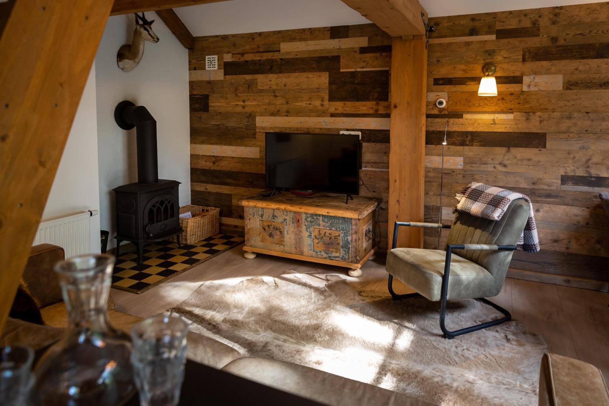 Landgoed Dennenholt - 5 Unique Holiday Homes フィールハウテン 部屋 写真